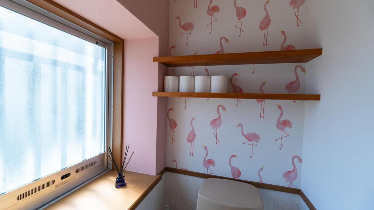 红色之花度假屋 Miyakojima  外观 照片